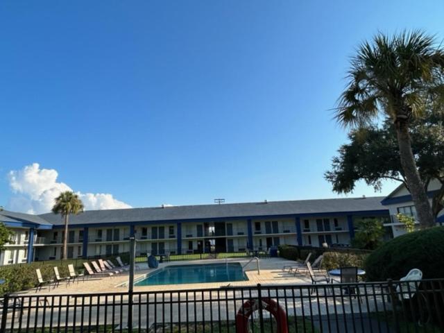 Days Inn By Wyndham Crystal River Εξωτερικό φωτογραφία
