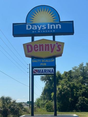 Days Inn By Wyndham Crystal River Εξωτερικό φωτογραφία
